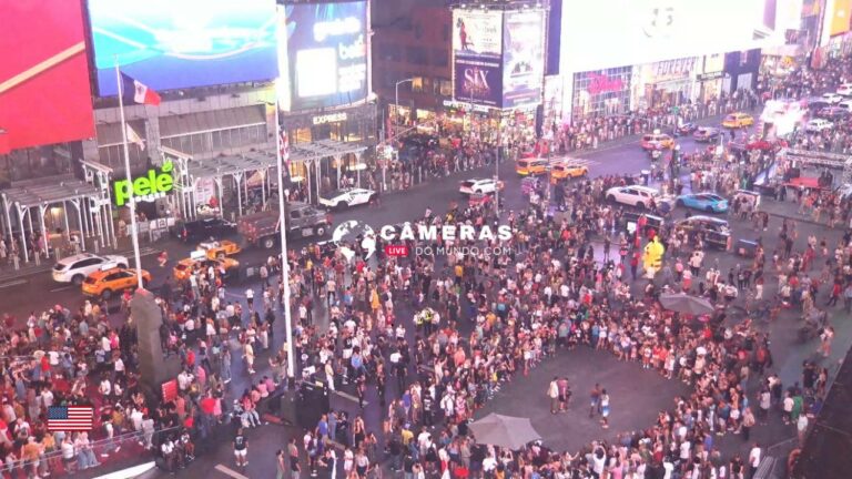 Times Square live cam.