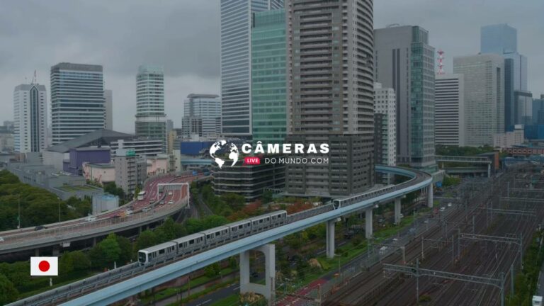 Live Webcam Tokyo Shiodome Railway Tracks, Minato, Japan