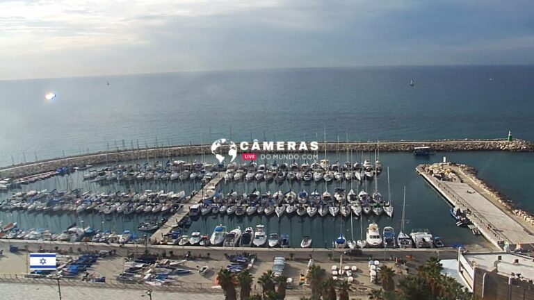 Live Webcam Marina and Beachfront, Tel Aviv, Israel.