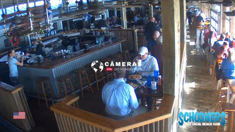 Live Streaming Webcam of Schooners Hill Bar, FL, USA