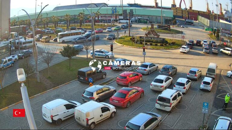 Live Webcam Giresun Meydan Cam, Turkey.