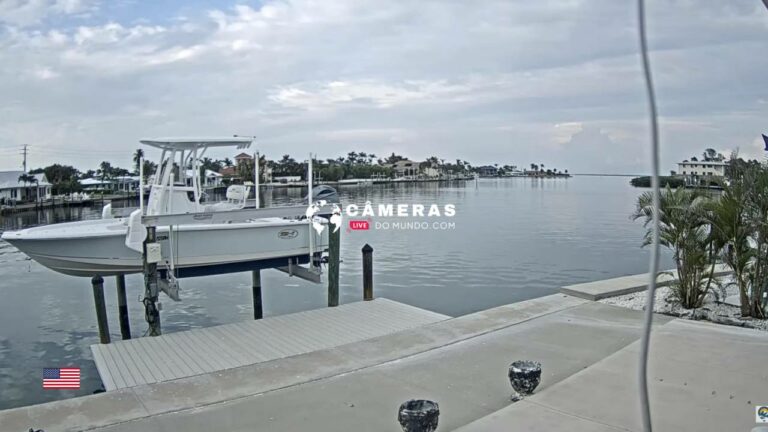 Bimini Bay Live Webcam, Anna Maria Island, FL, USA.