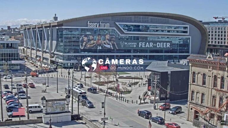 Live Webcam Fiserv Forum Arena, Milwaukee, USA.