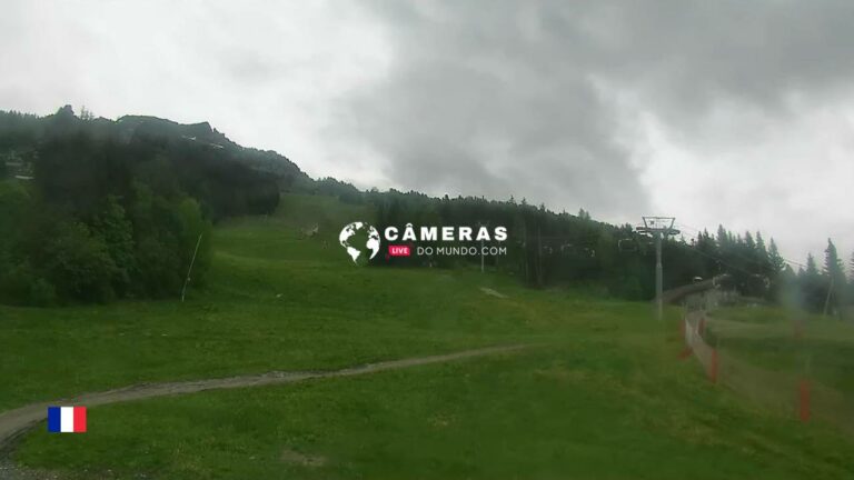 Live Webcams Arc 1600 Village, Les Arcs, France.