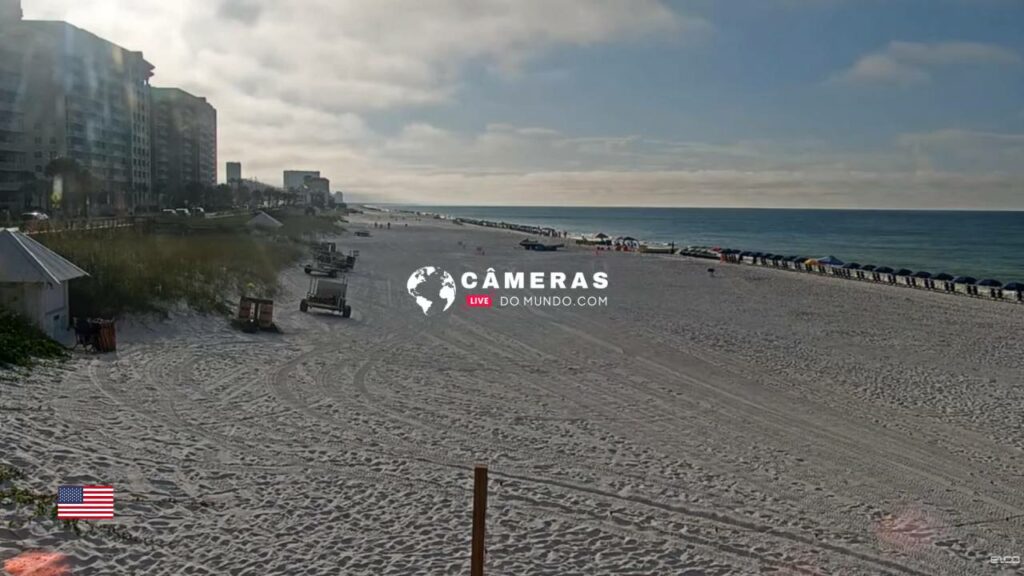 Whale's Tail Beach Cam.